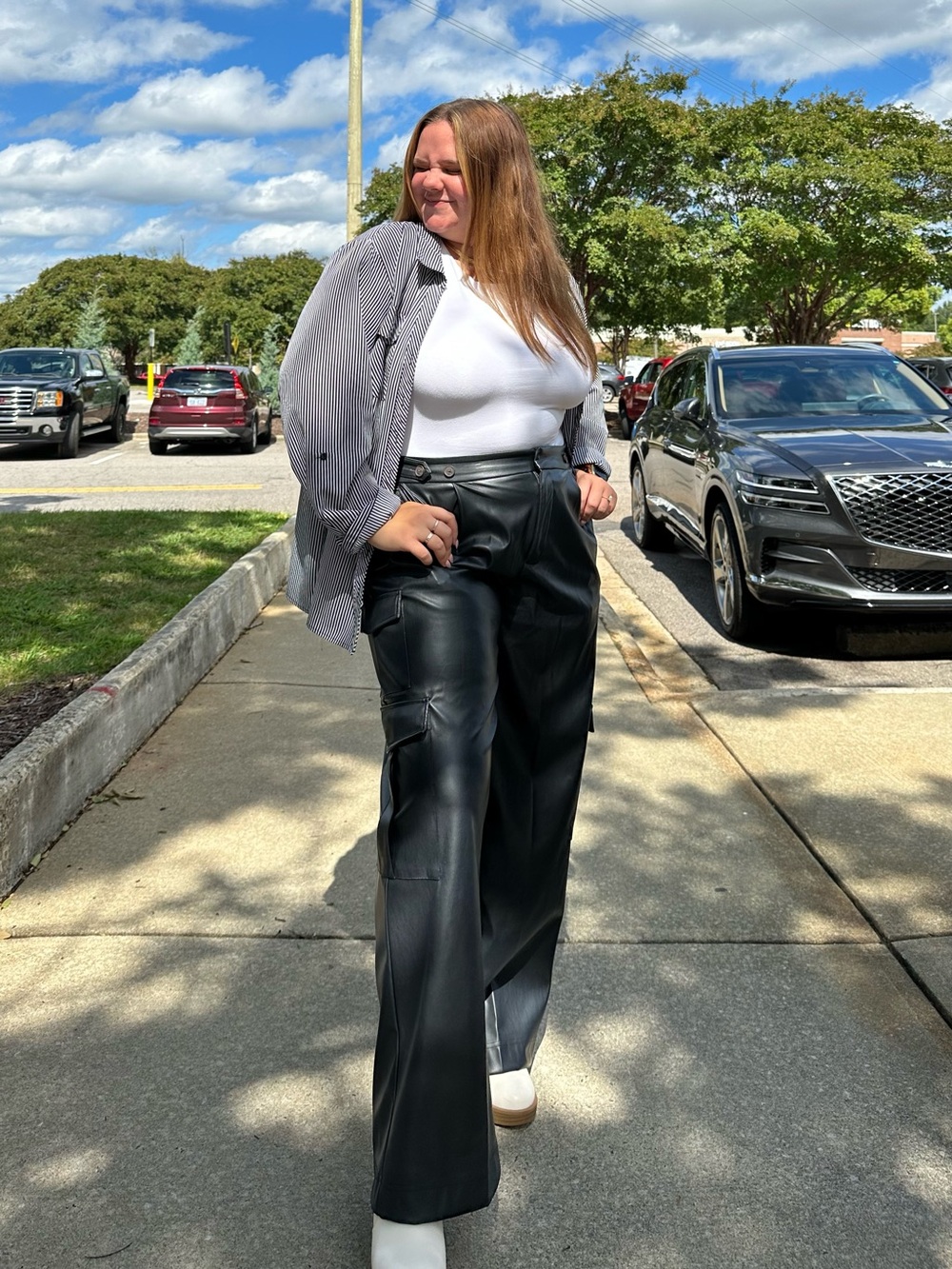 High-Waist Faux Leather Wide-Leg Pants - Black